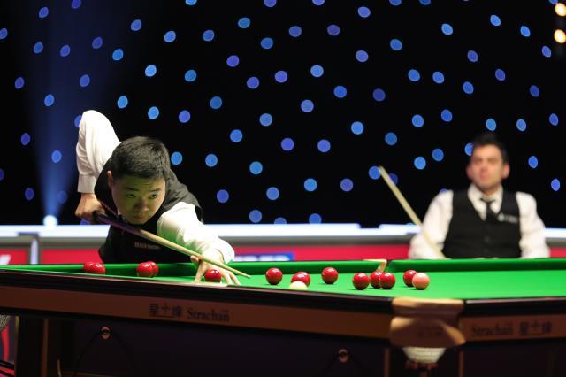 试图用身体 试图用身体