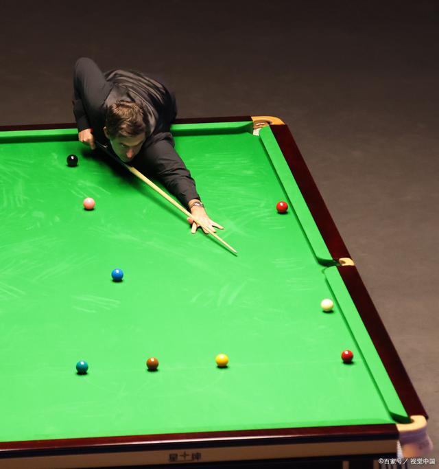 球员伪装摔 球员伪装摔